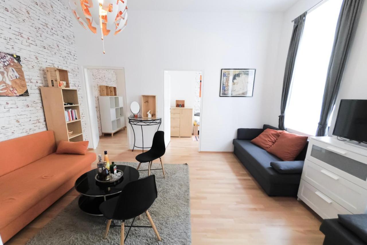 Vienna Lights Apartments - Meidling Екстер'єр фото