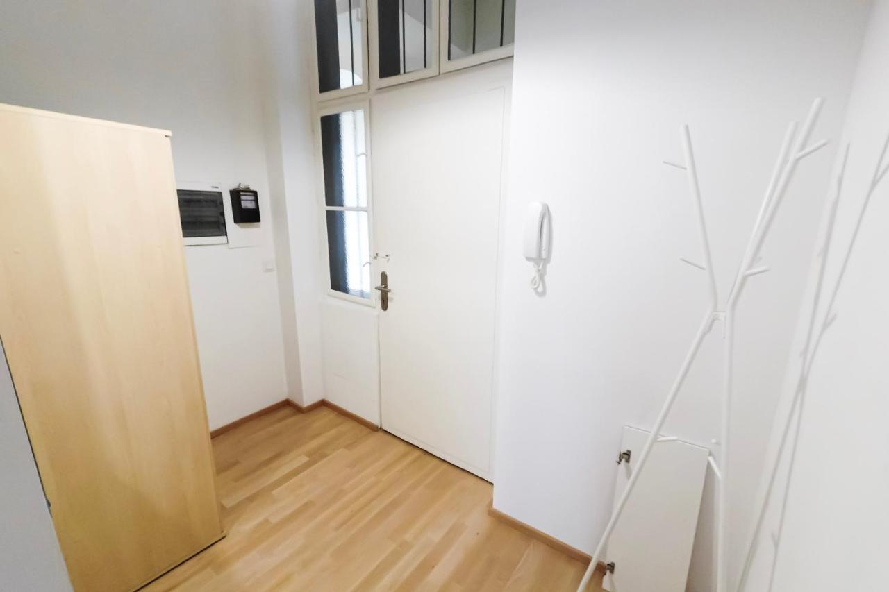 Vienna Lights Apartments - Meidling Екстер'єр фото