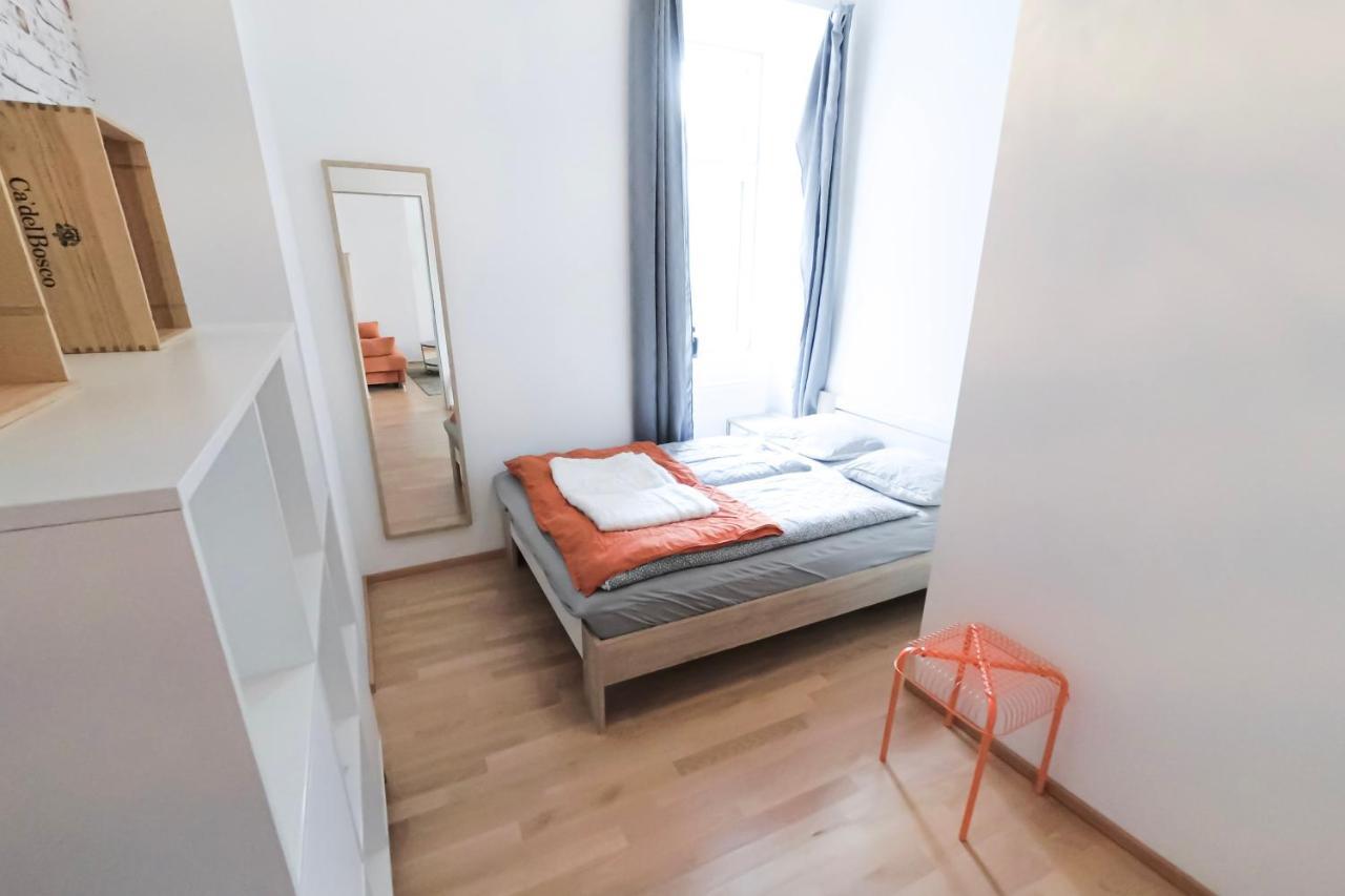 Vienna Lights Apartments - Meidling Екстер'єр фото